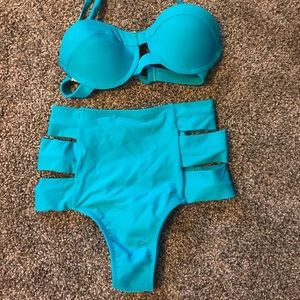 Teal swimsuit set!